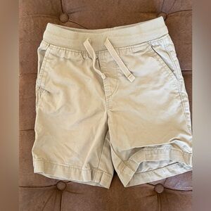 GAP Men's Beige Flat Front Shorts